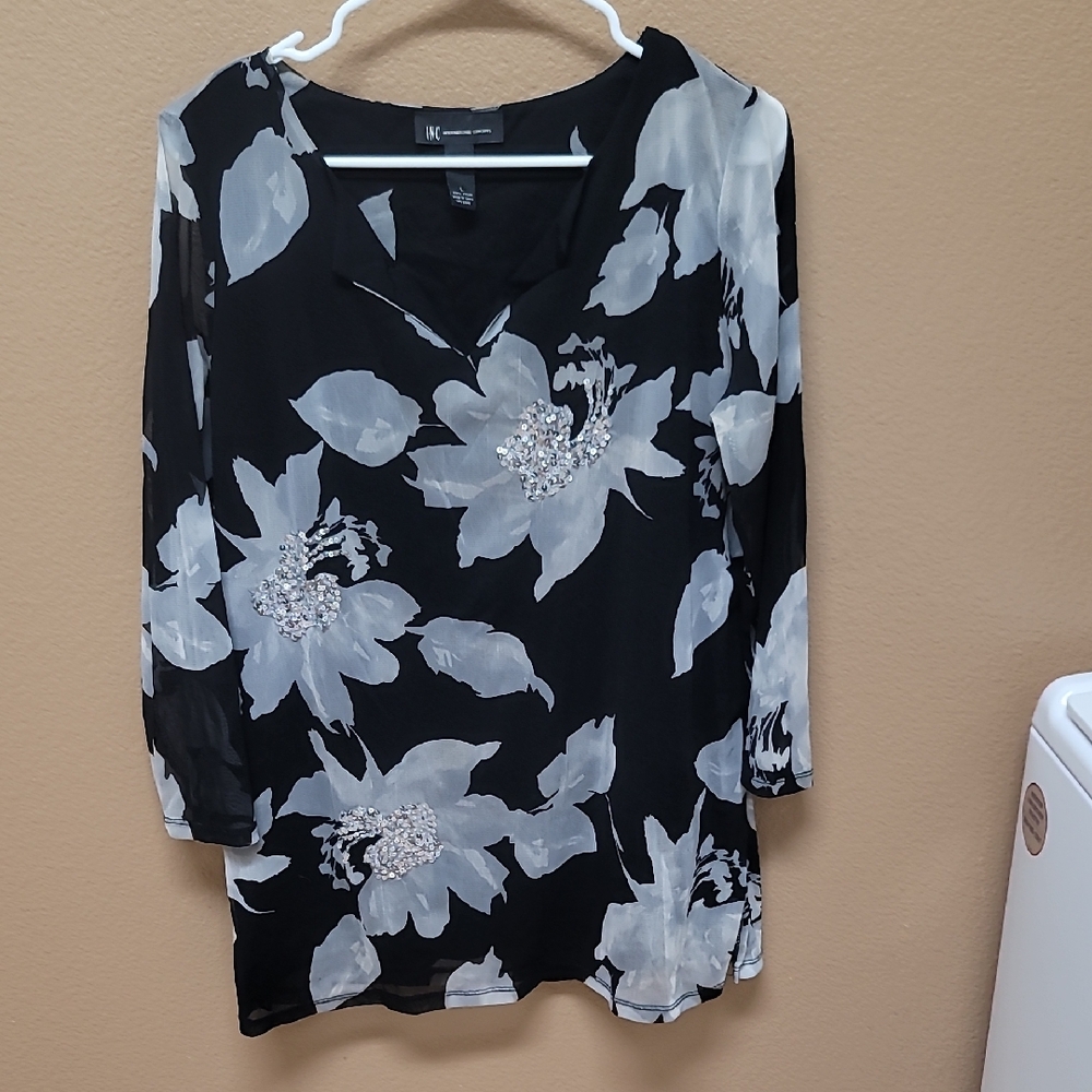 INC International Floral Blouse 🖤